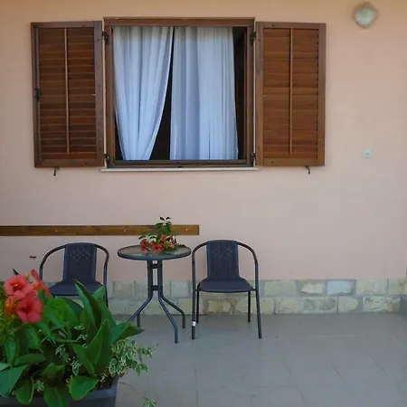 A.teskera Apartment